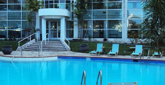 Verona Resort & Spa Tumon Bagian luar foto